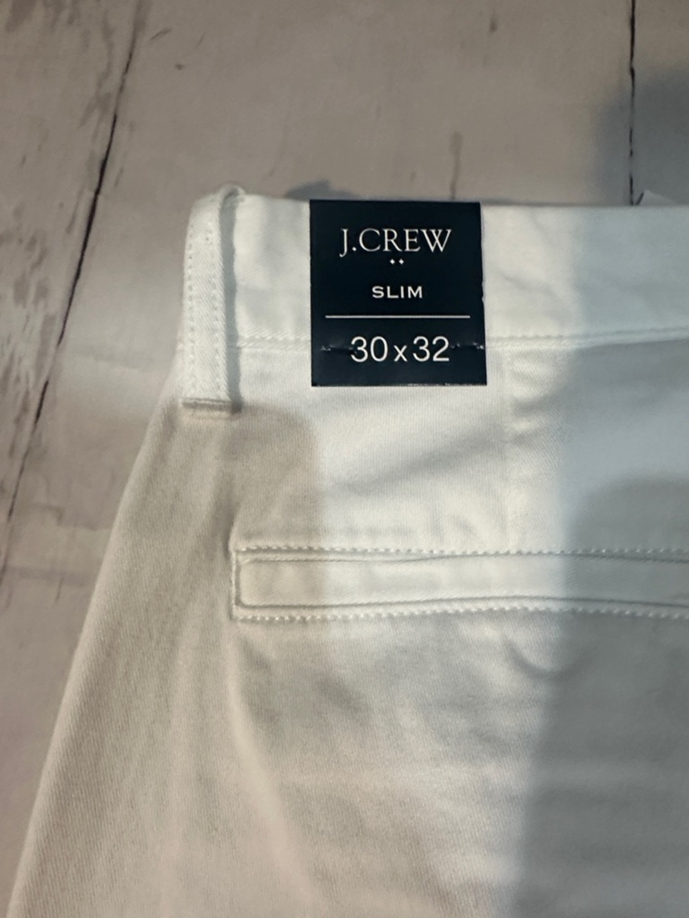 J. Crew Factory
White slim Chino Pants 30 x 32
NWT - Picture 5 of 8